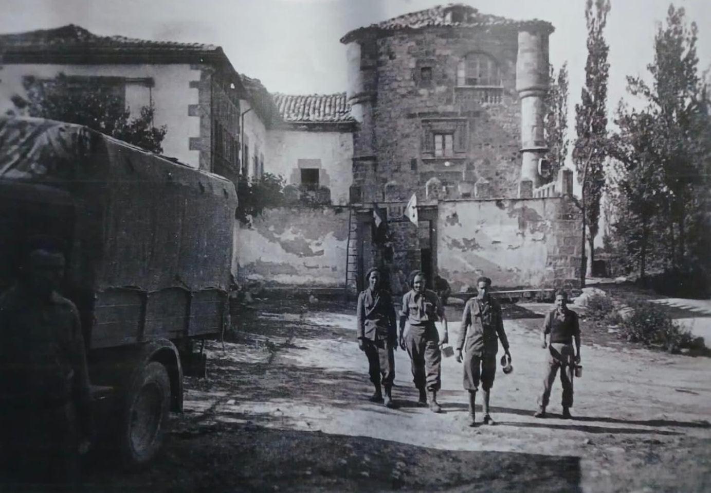 Palacio De Los Alvarado En Las Merindades El Ribero Bagian luar foto