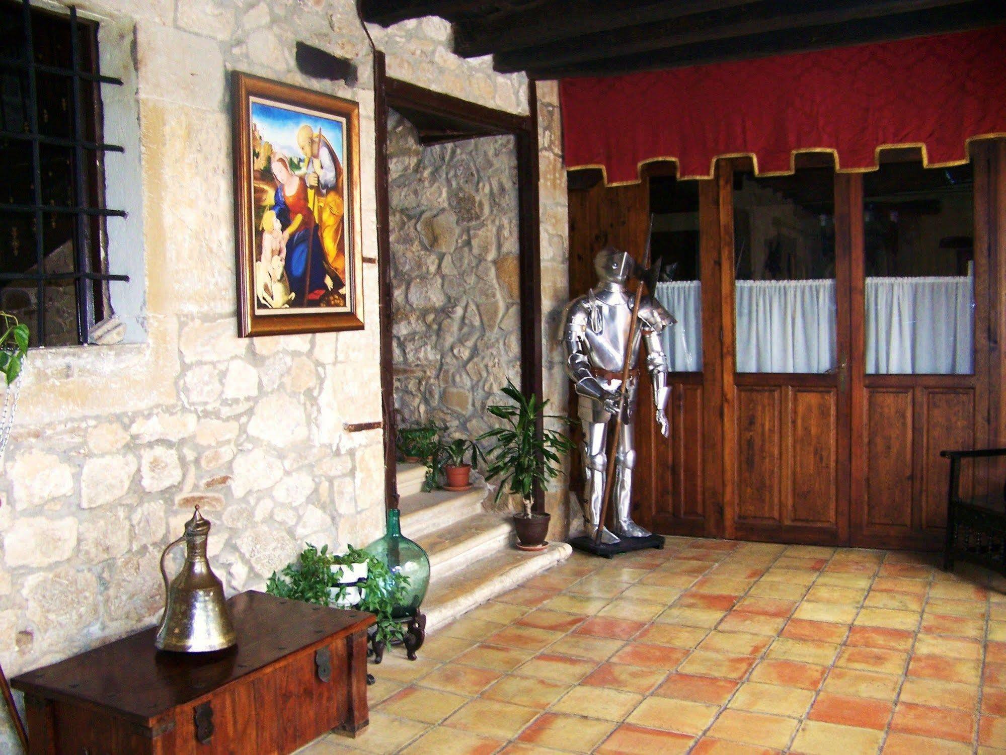 Palacio De Los Alvarado En Las Merindades El Ribero Bagian luar foto