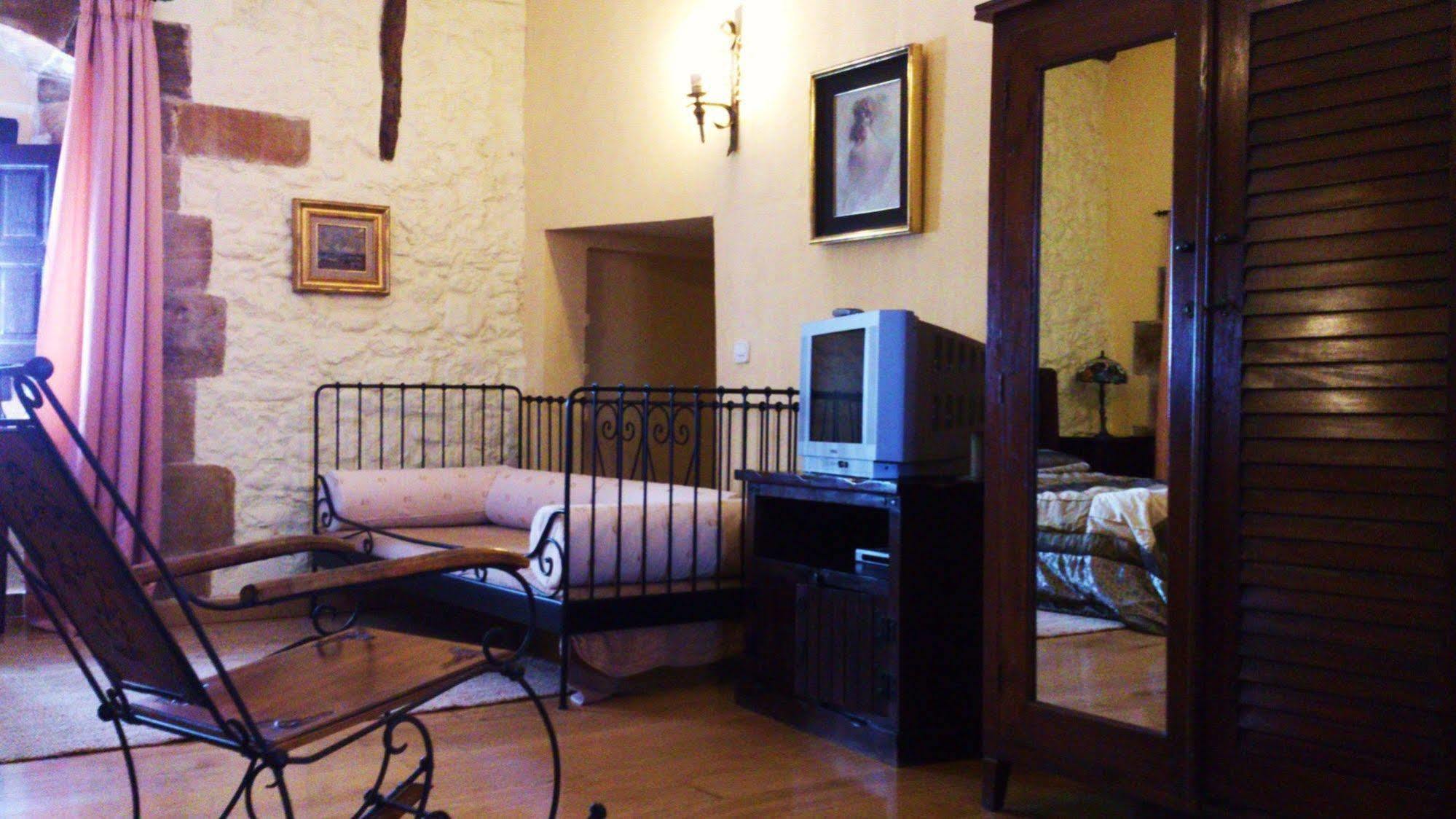 Palacio De Los Alvarado En Las Merindades El Ribero Bagian luar foto